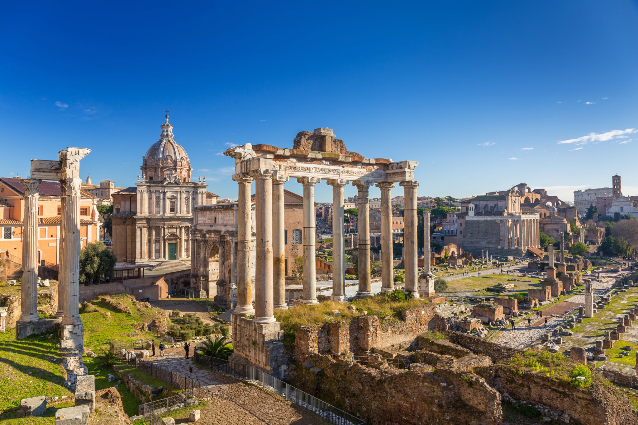 Blick auf die Ruinen des Forum Romanum. Blick auf die Ruinen des Forum Romanum.