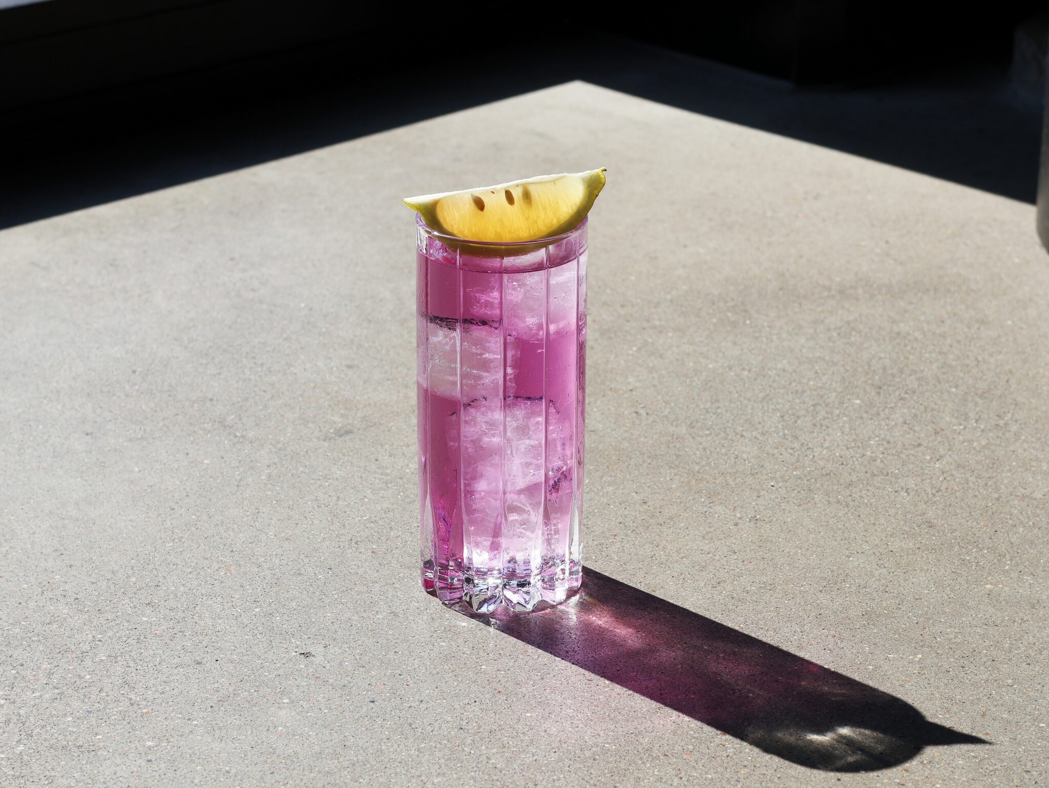 Der Cocktail Garden Moon aus der Bar Clara in Berlin