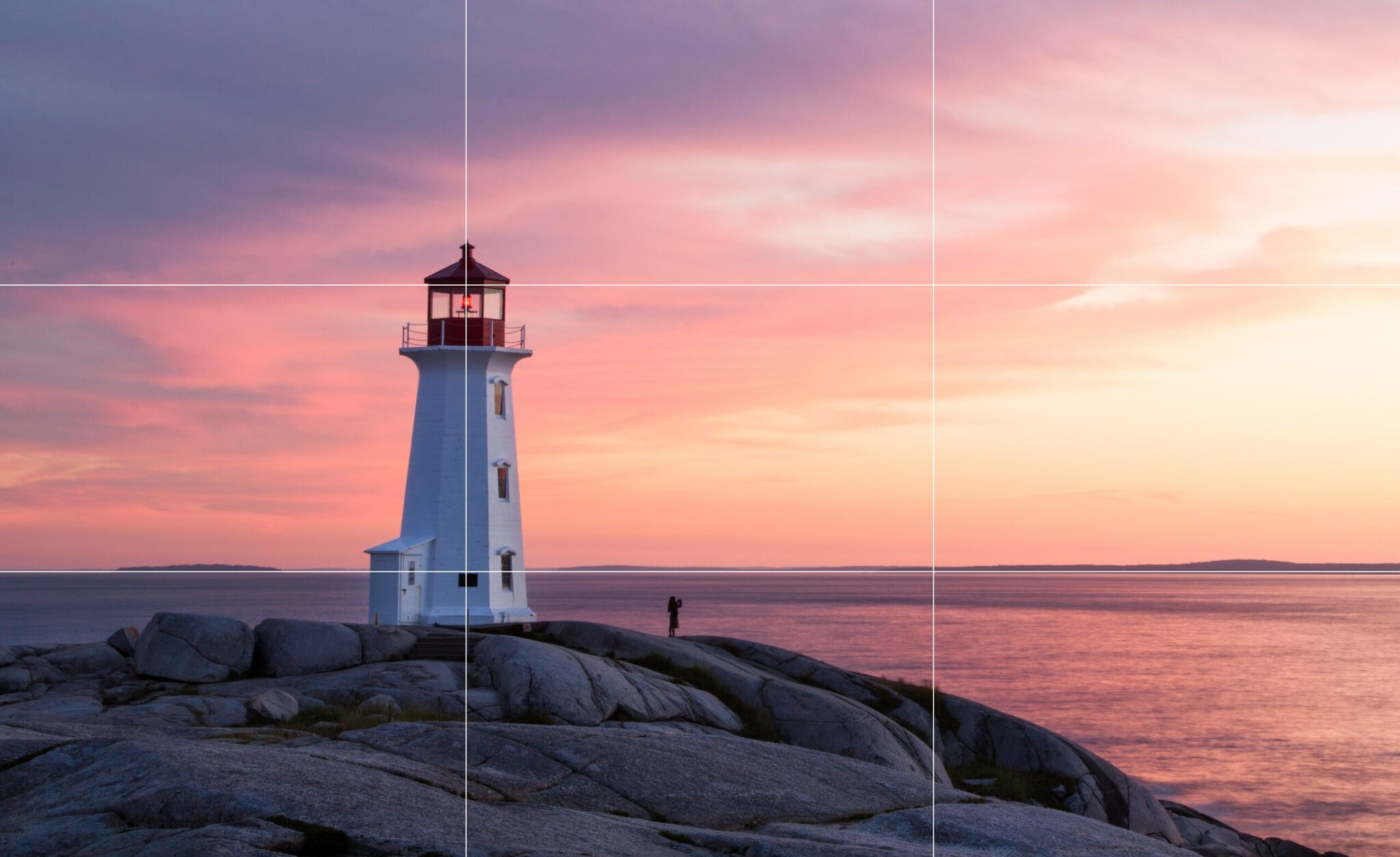 Ein Leuchtturmfoto mit Drittel-Raster Ein Leuchtturmfoto mit Drittel-Raster