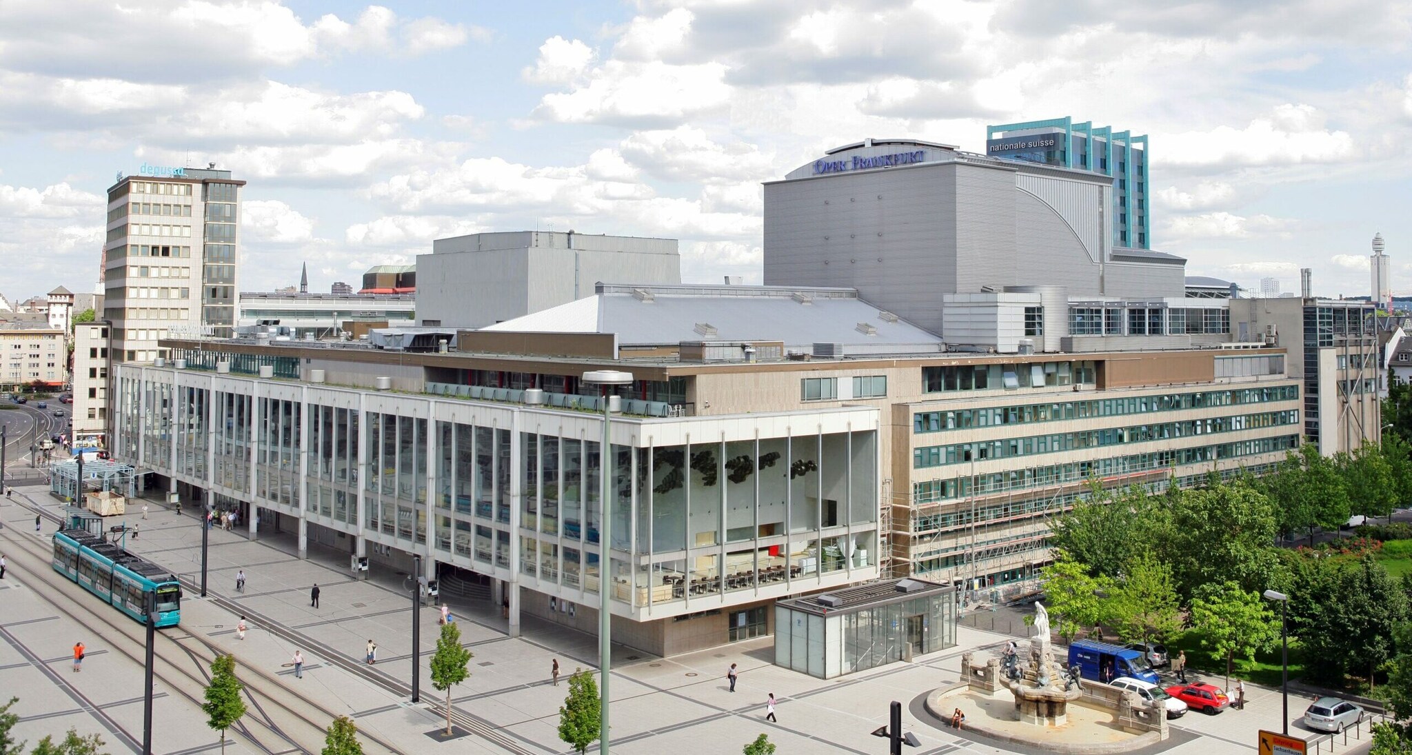 Aussenansicht der Oper Frankfurt am Main. Aussenansicht der Oper Frankfurt am Main.