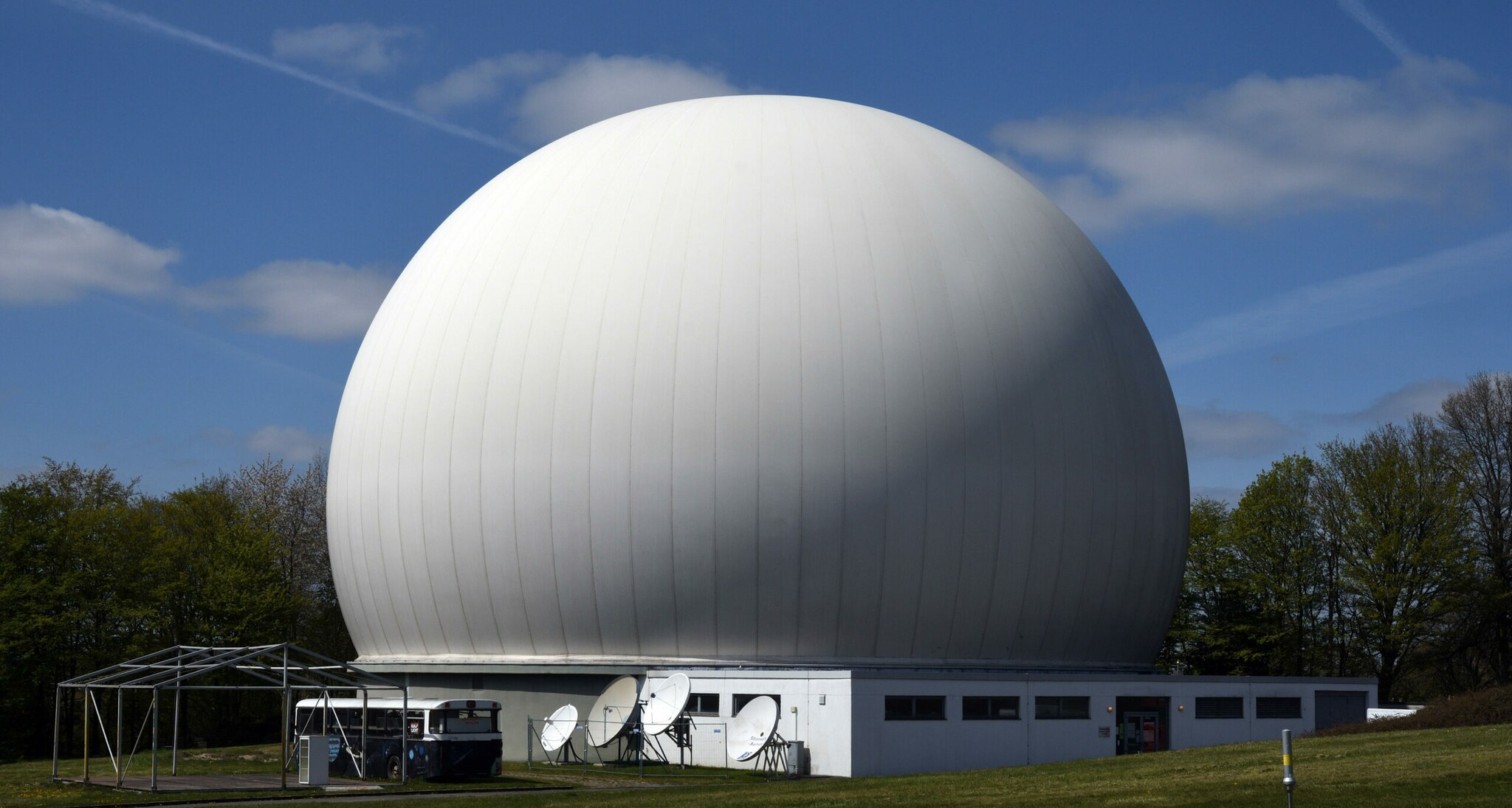 Kugelförmiges Gebäude der Bochumer Sternwarte
