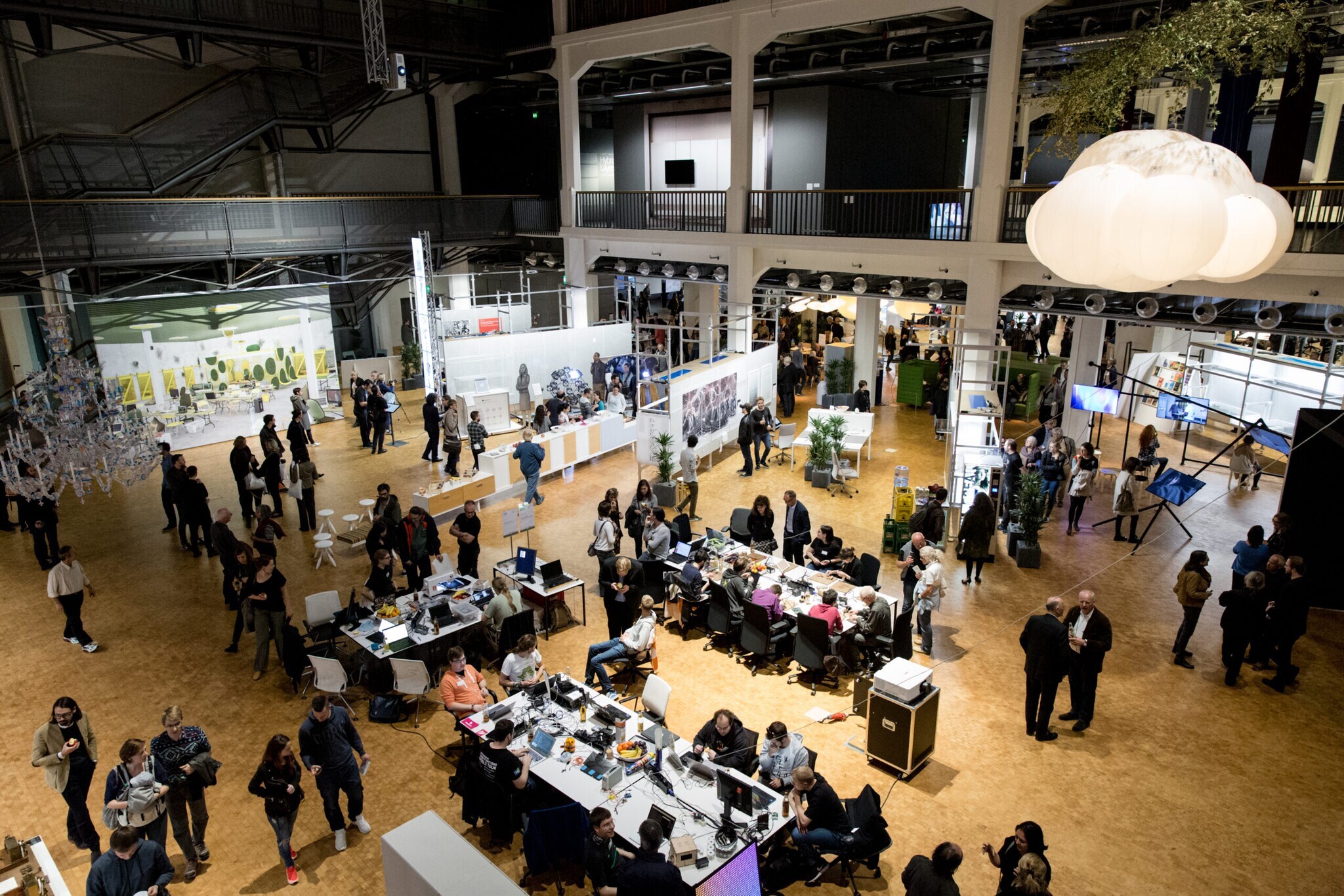 Blick in das Innere des ZKM