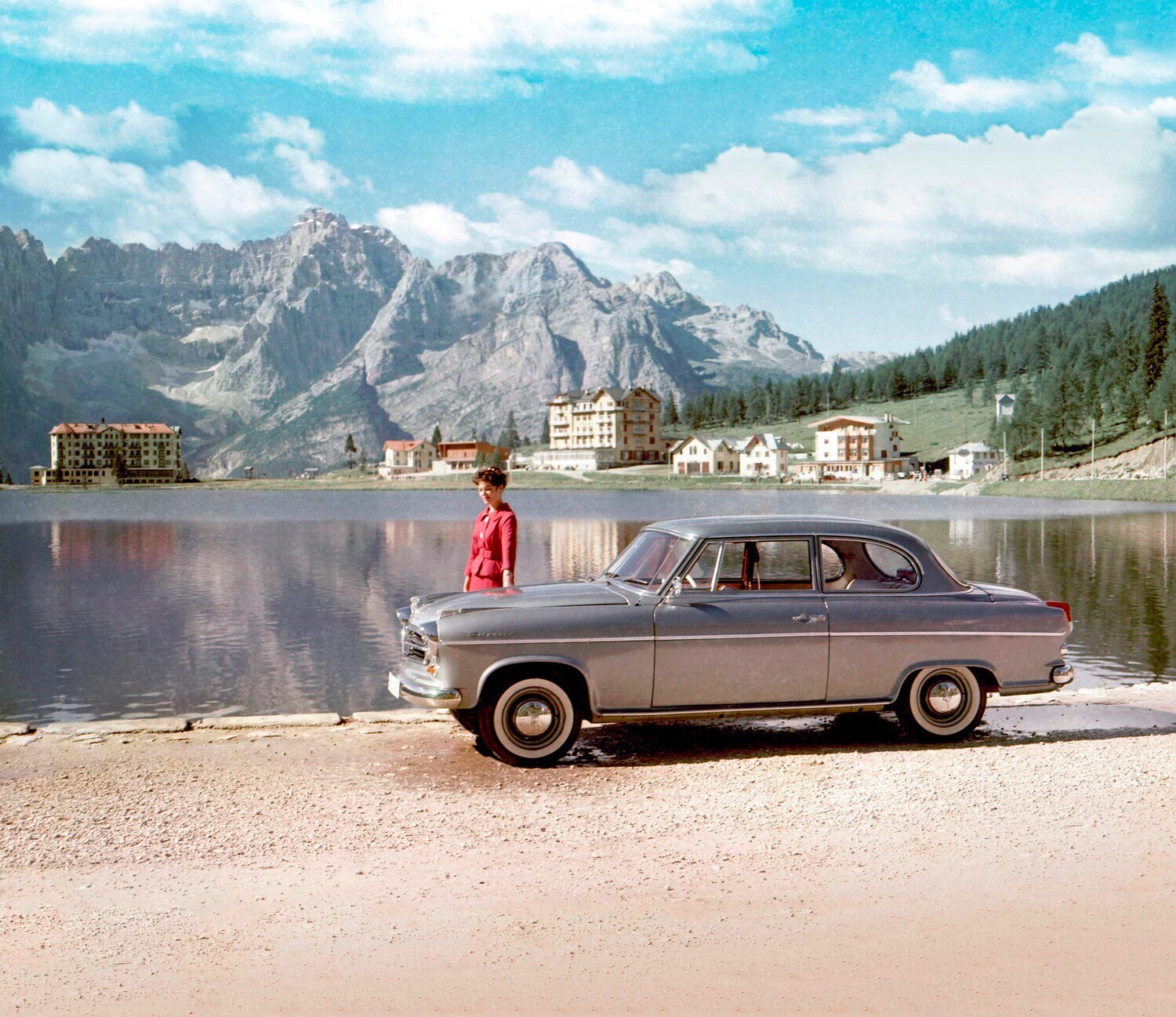 Historisches Foto einer Borgward Isabella