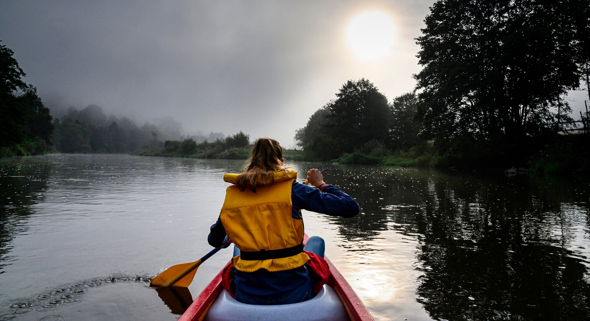 Ein Kanu im Bayerischen Wald