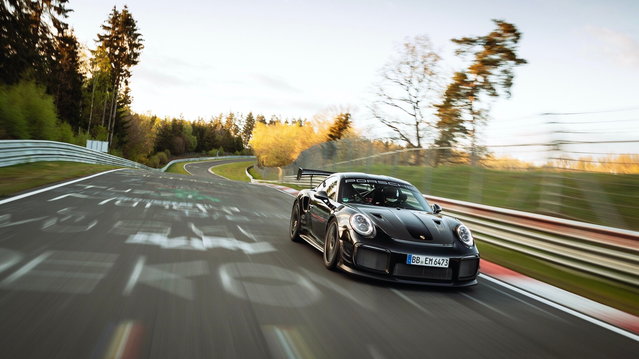 Porsche 911 GT2 RS bei der Rekordfahrt auf dem Nürburgring.