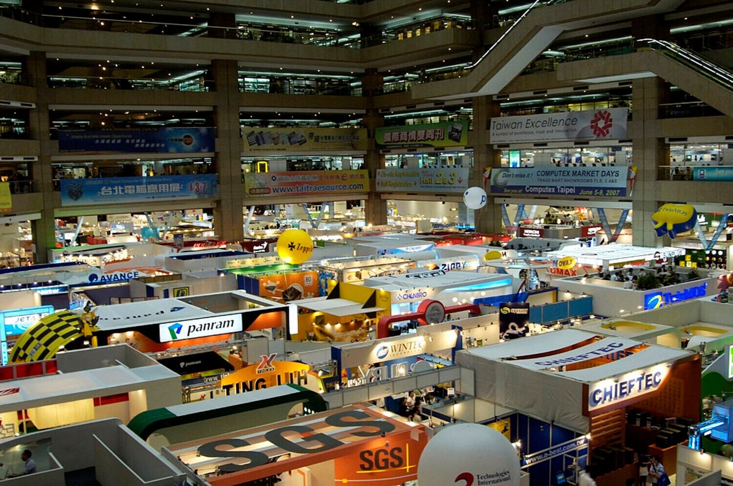 Messestände bei der Computex in Taipeh