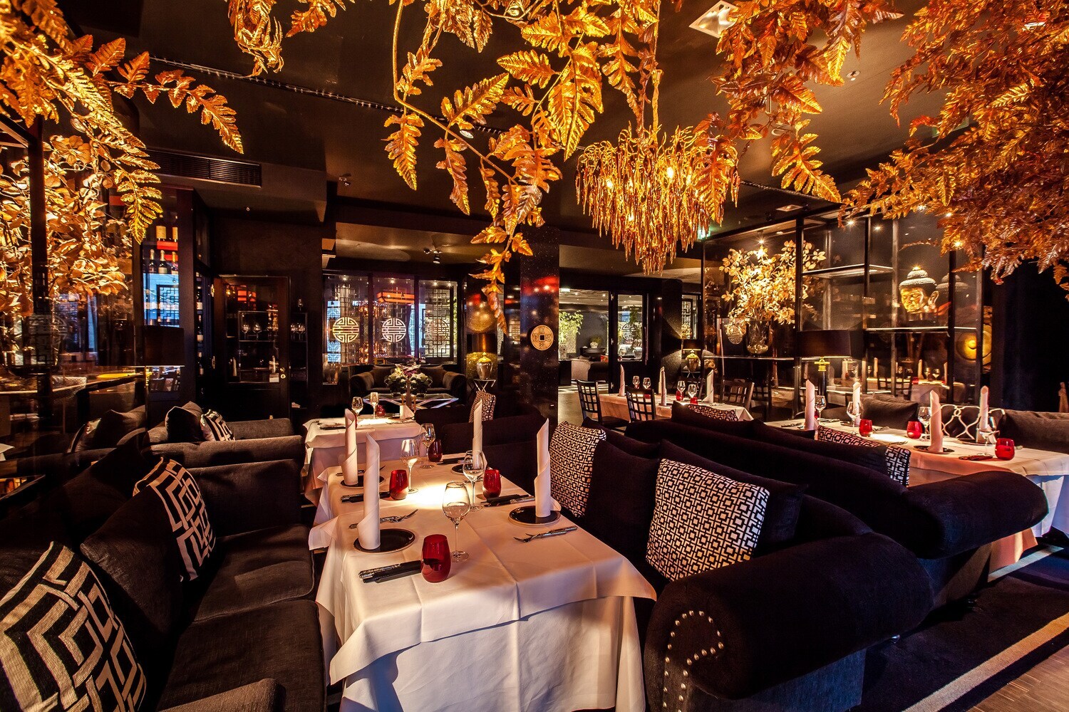 Innenraum des Restaurants Zenzakan.