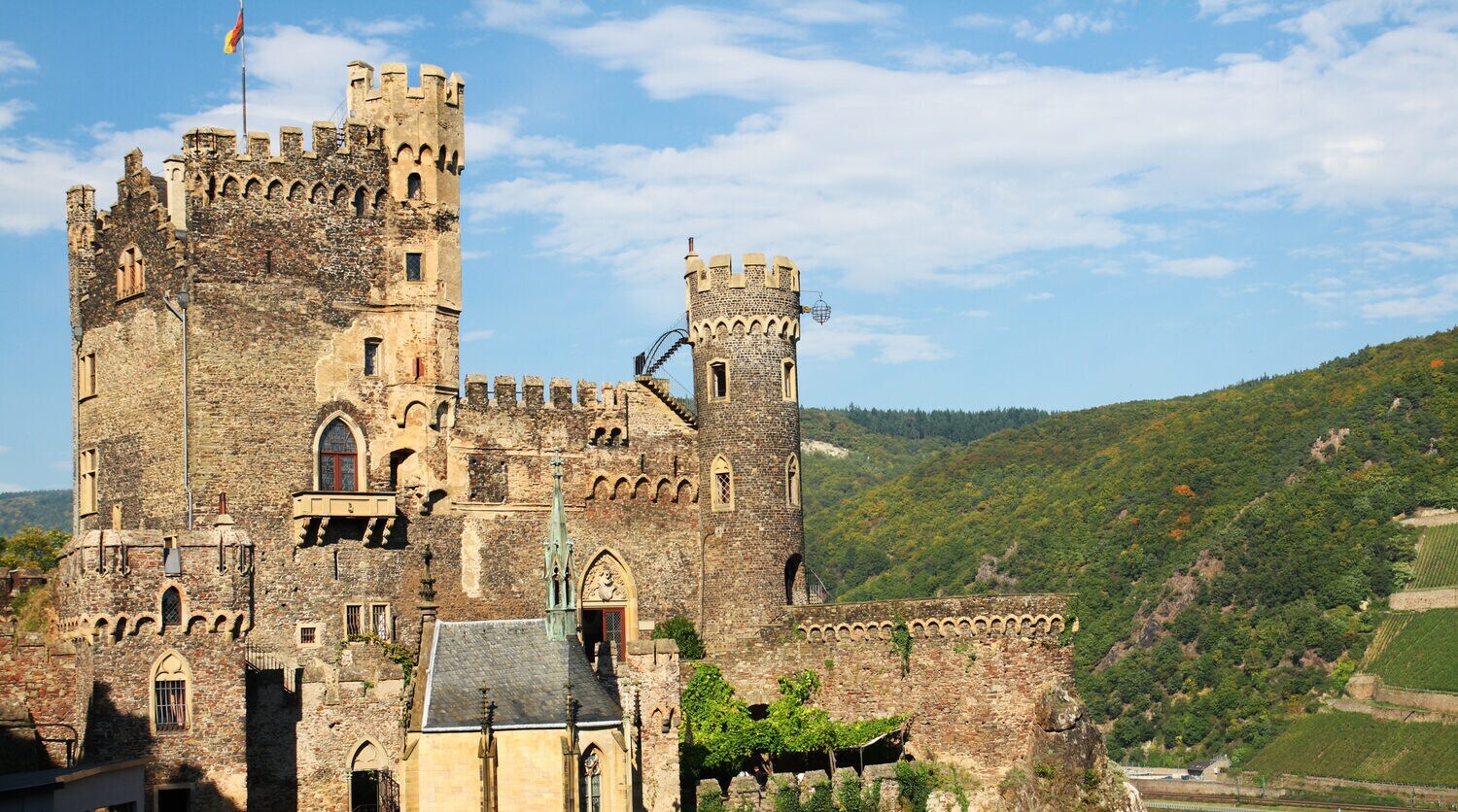 Eine Burg am Rhein