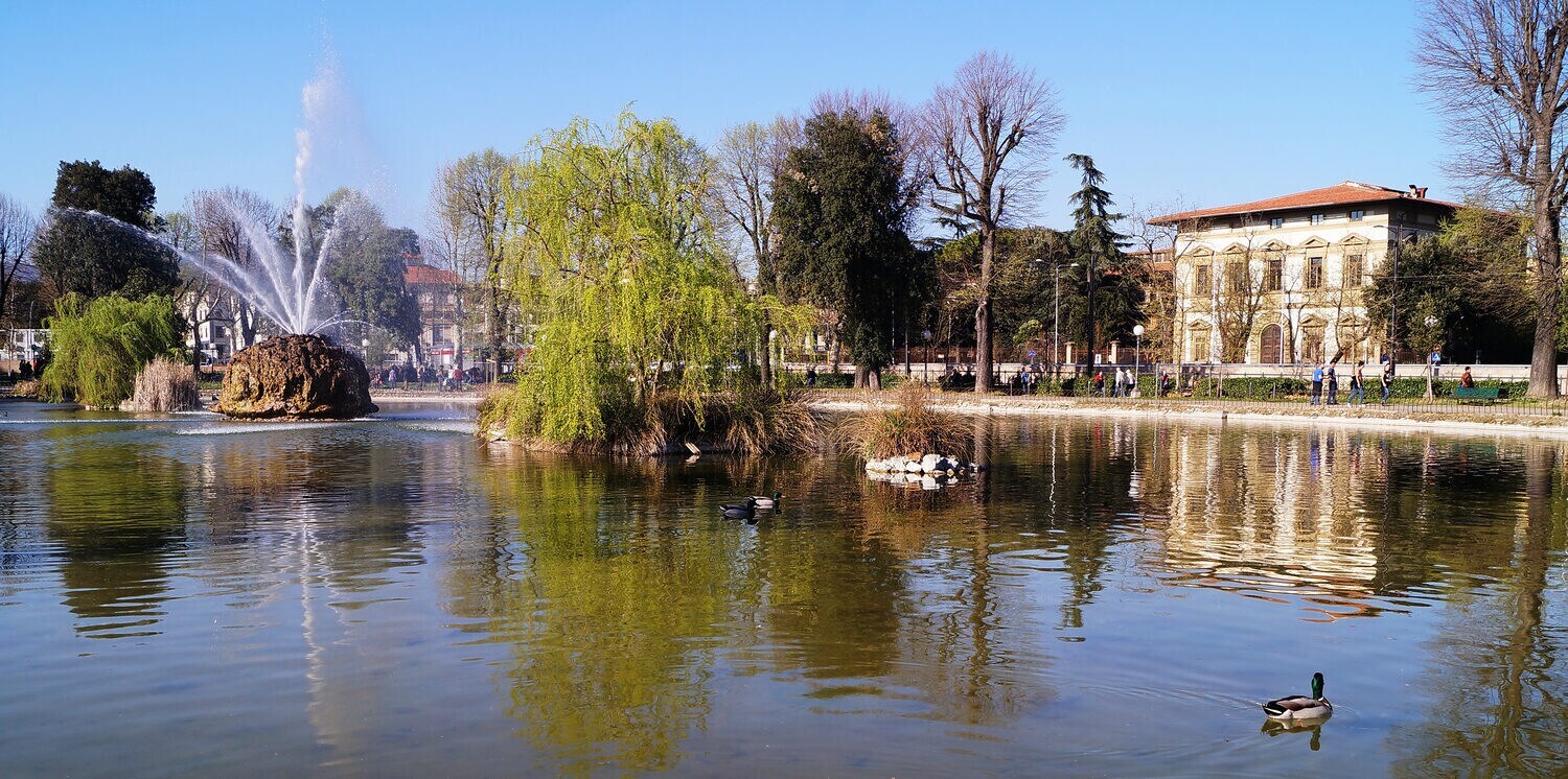 Blick auf das Becken in der Fortezza da Basso.