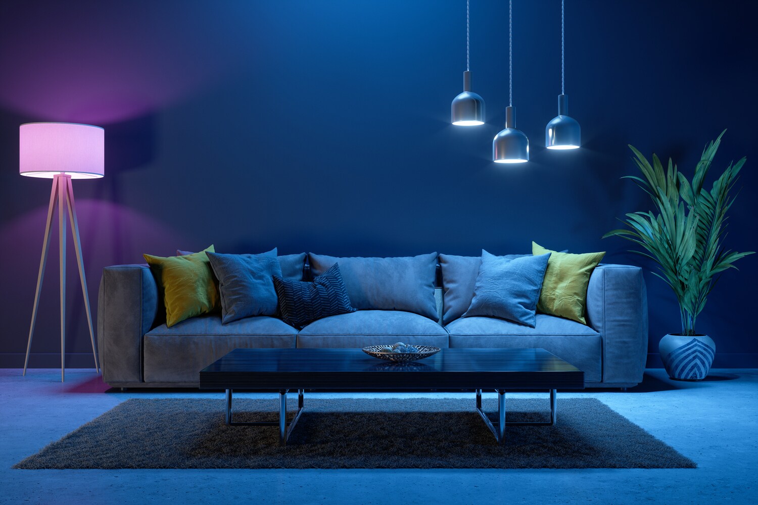Wohnzimmer-Interieur bei Nacht mit Sofa, Stehlampe, Topfpflanzen und Neonbeleuchtung Wohnzimmer-Interieur bei Nacht mit Sofa, Stehlampe, Topfpflanzen und Neonbeleuchtung