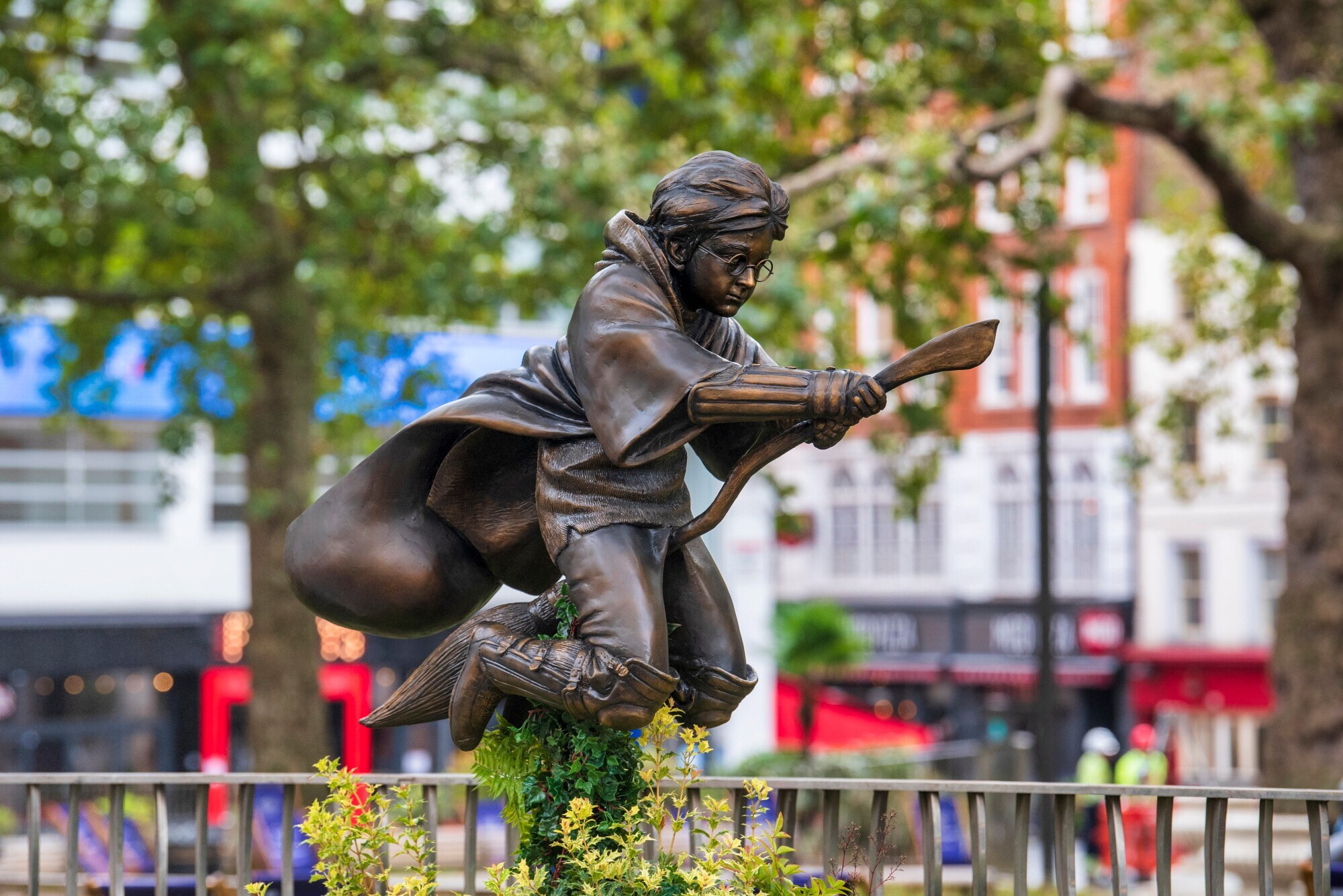 Statue von Harry Potter in London