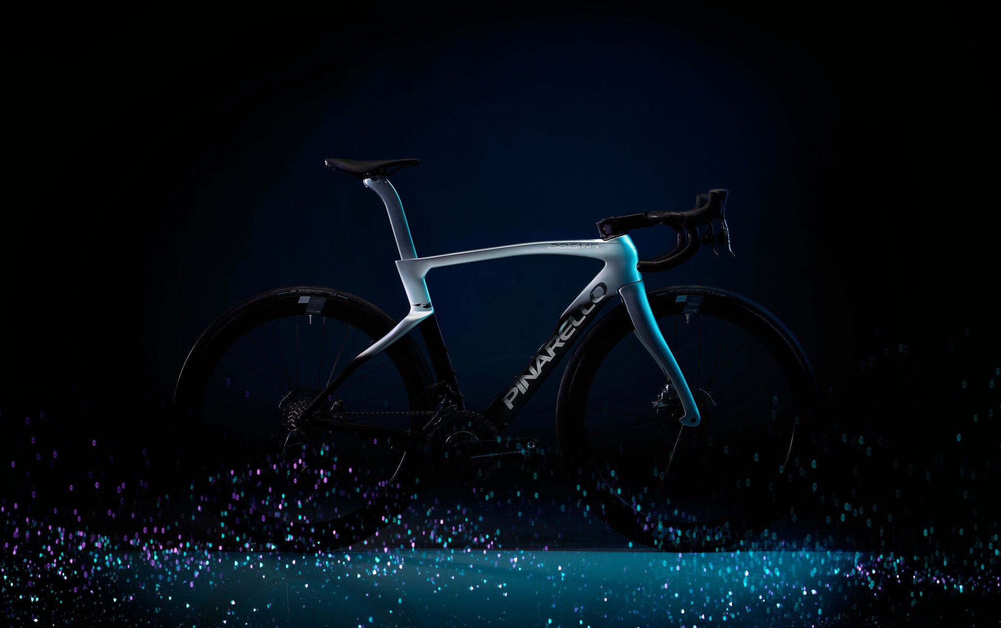 Ein Rennrad in einer futuristischen Umgebung Ein Rennrad in einer futuristischen Umgebung