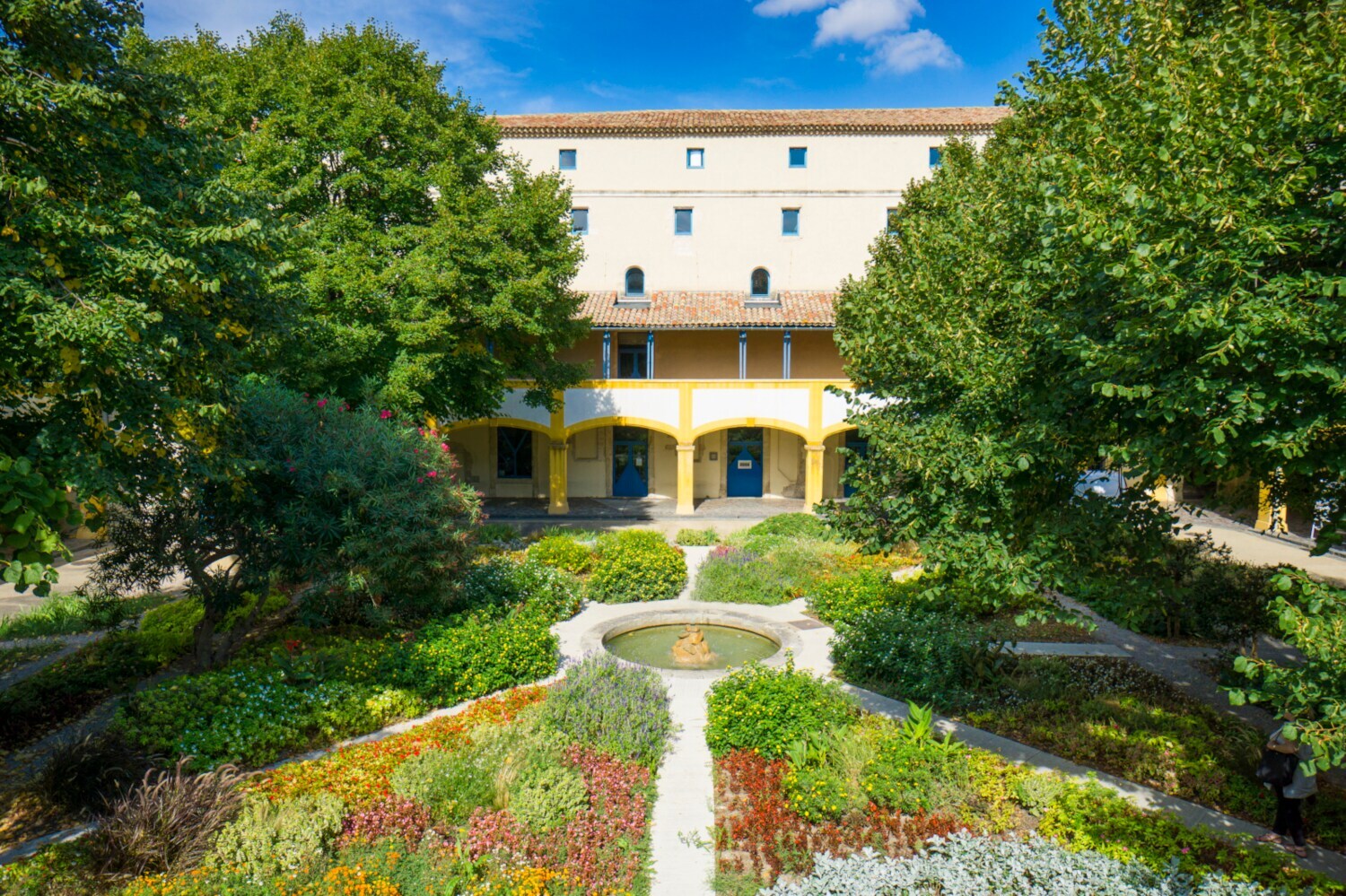 Das Kulturzentrum Espace in Arles, das zu van Goghs Lebenszeiten ein Krankenhaus war