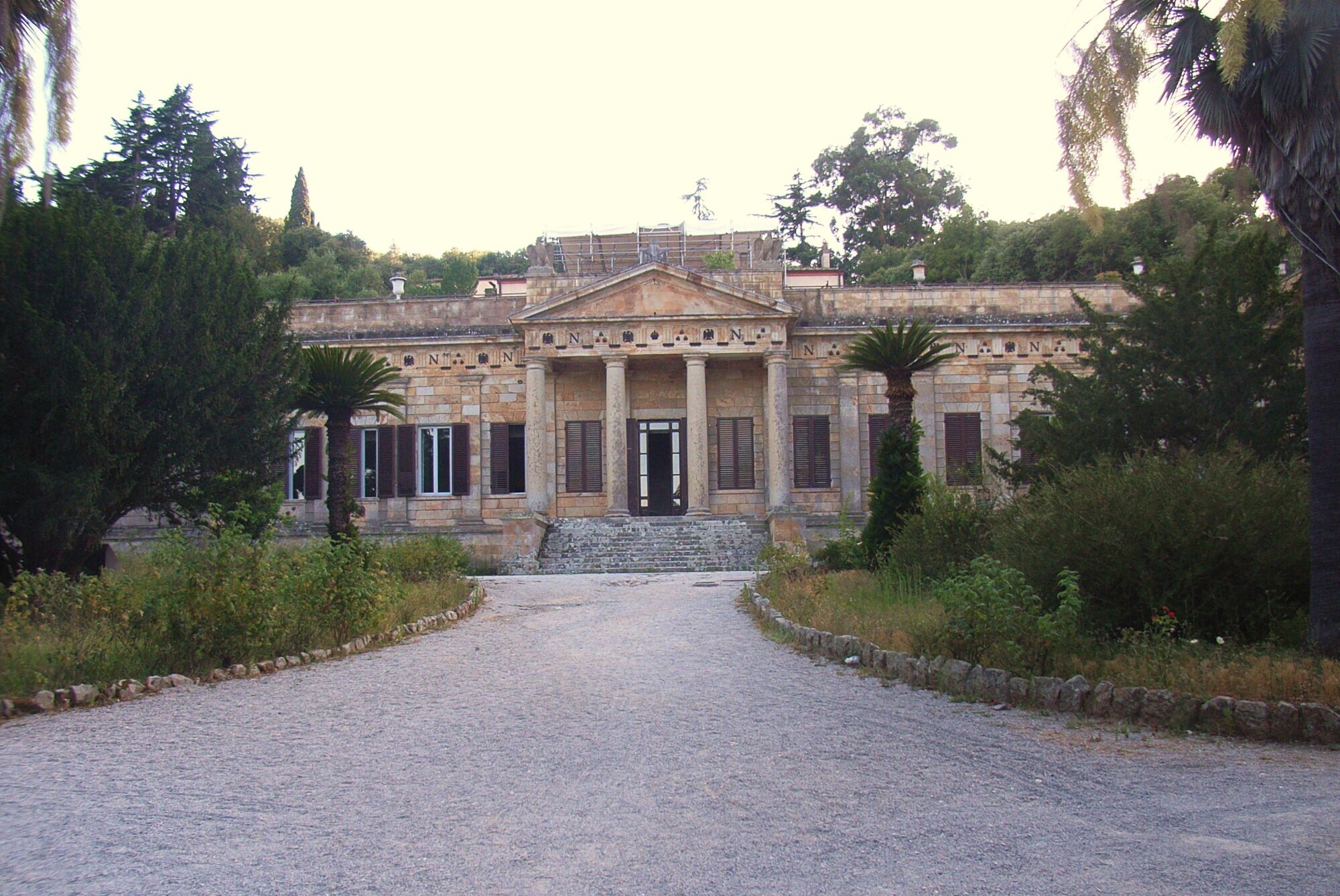 Blick auf die Villa di San Martino und ihren Garten
