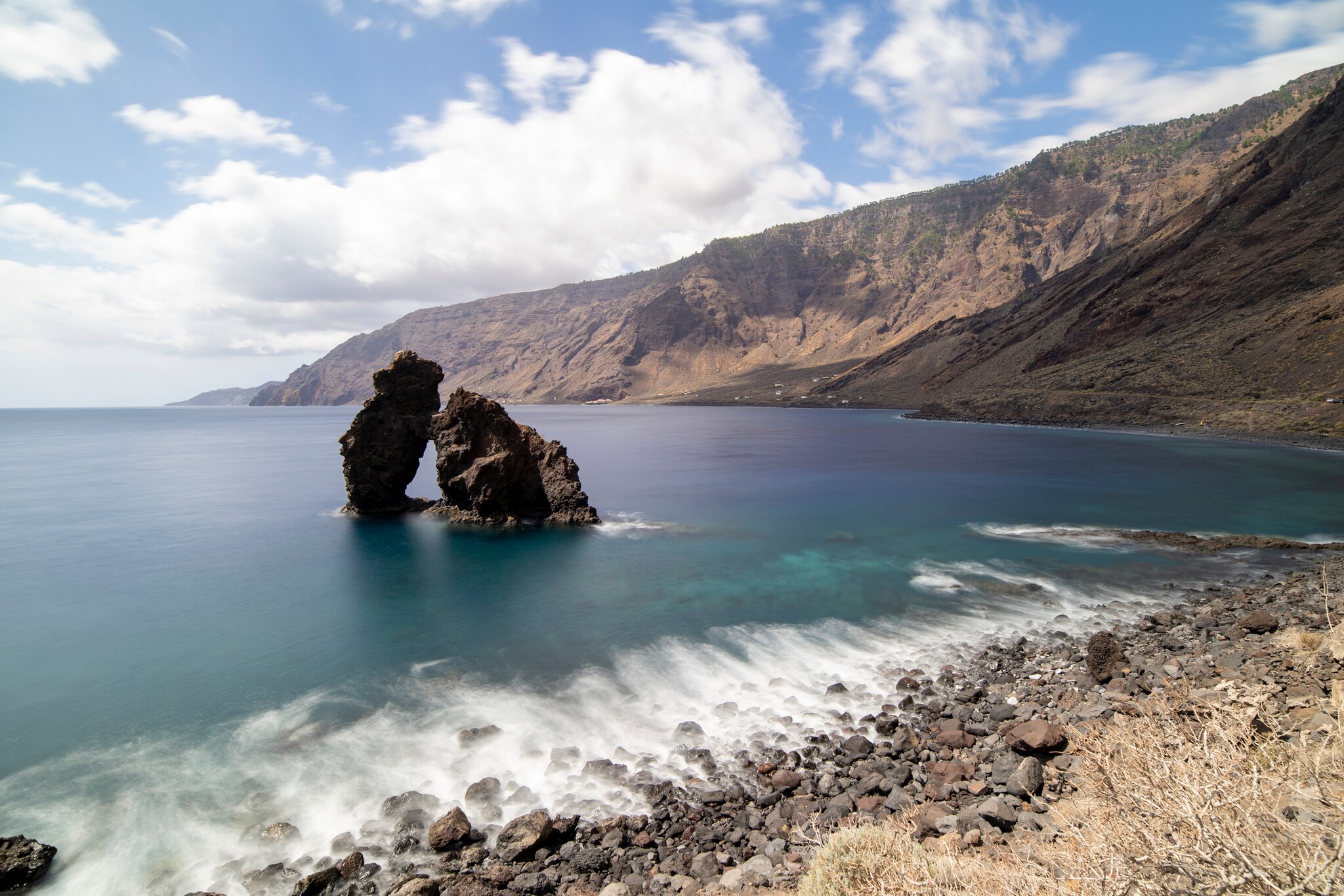 Felsen am Strans Las Playas auf El Hierro.