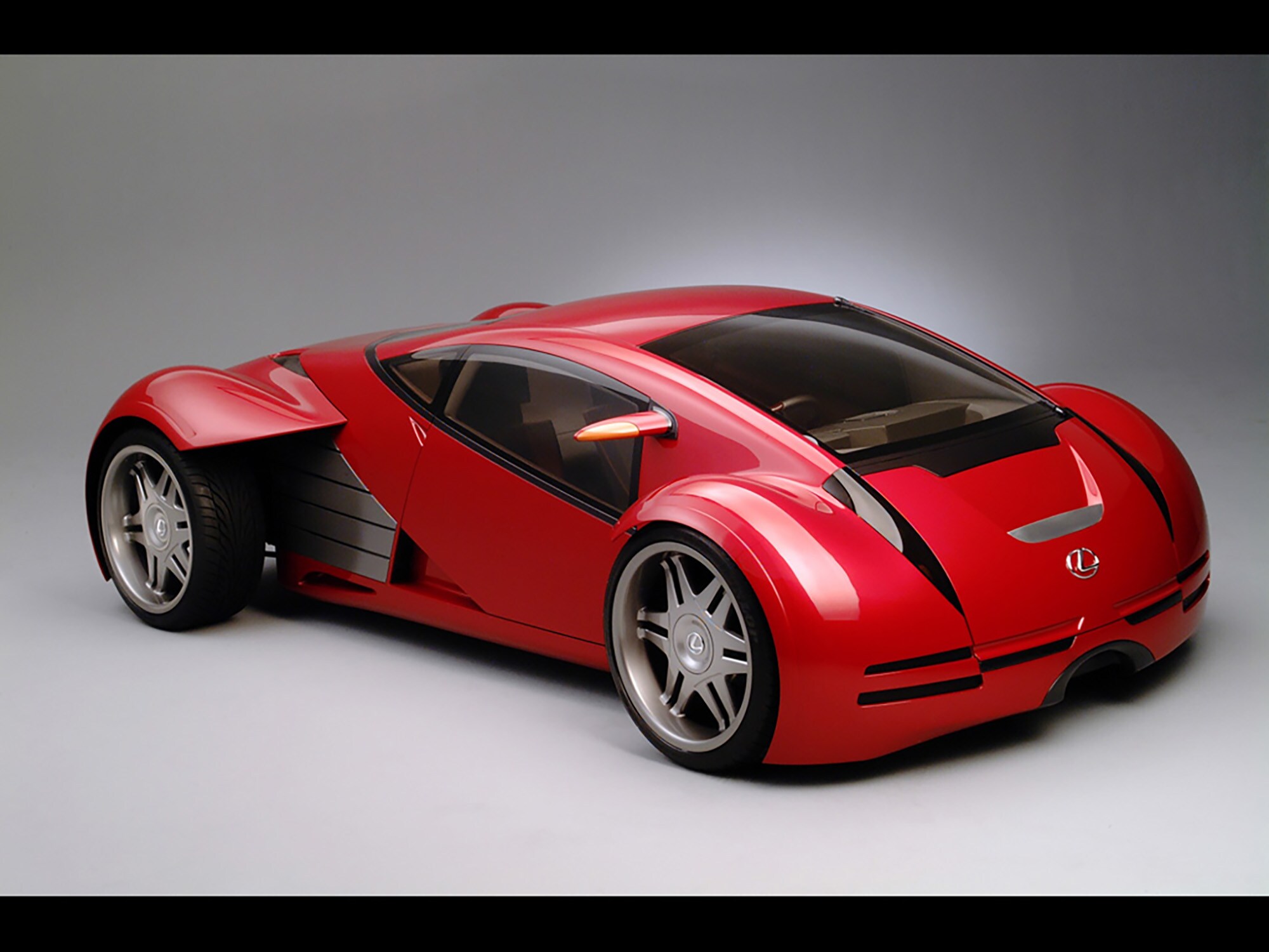 Ein rotes Konzeptfahrzeug von Lexus