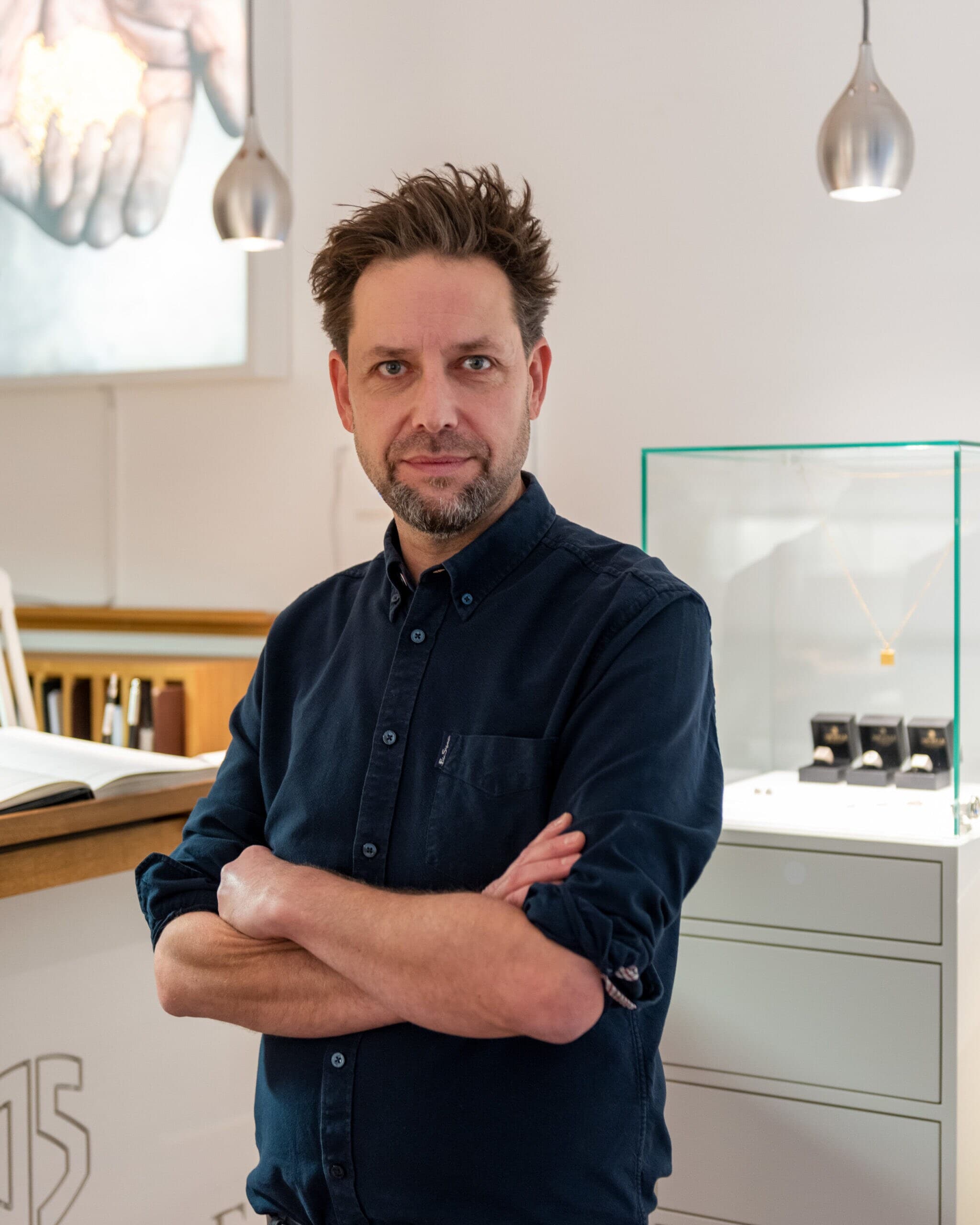 Goldschmied Jan Spille in seinem Atelier Goldschmied Jan Spille in seinem Atelier