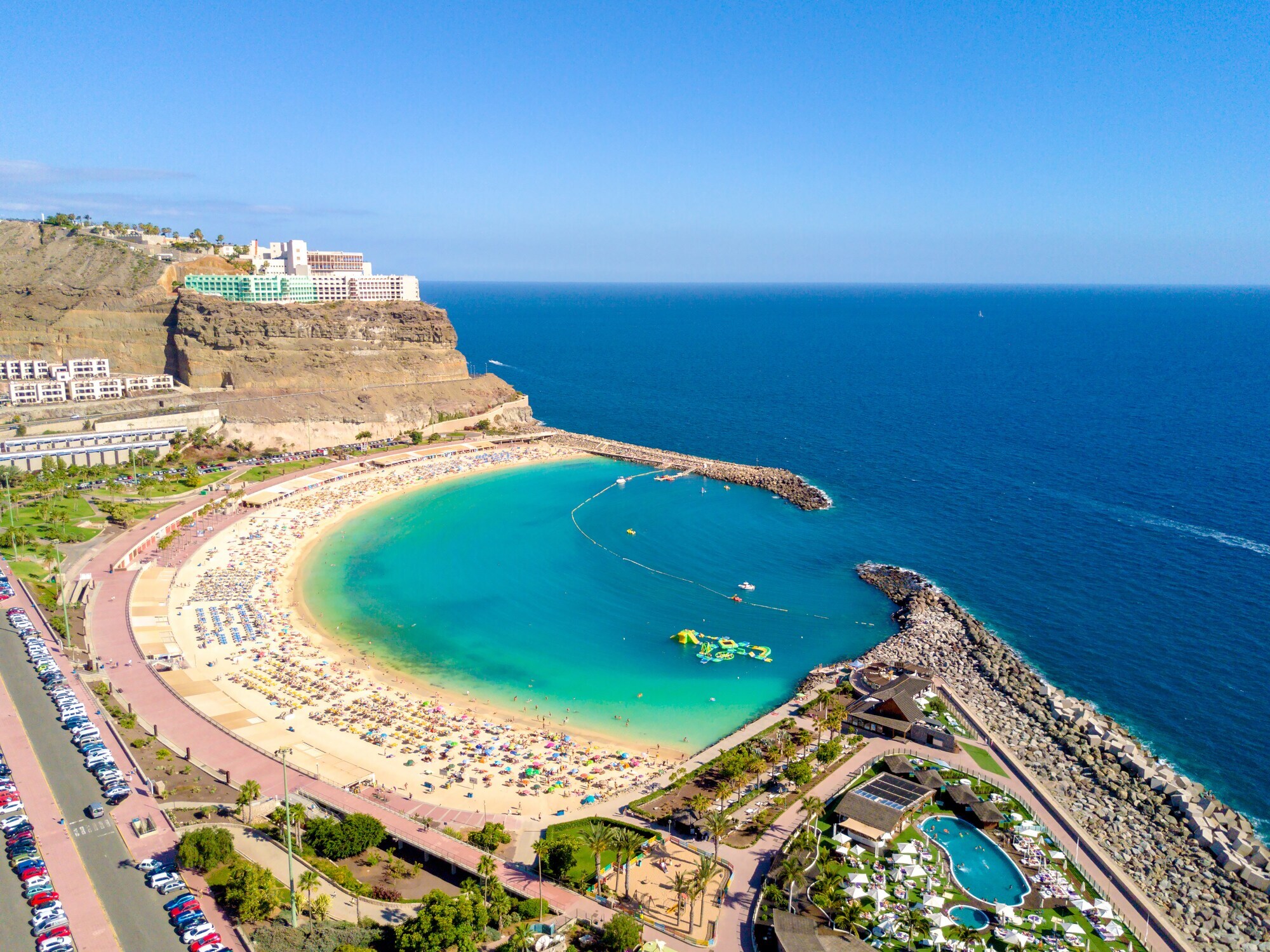 Blick auf die Bucht Playa de Amadores auf Gran Canaria