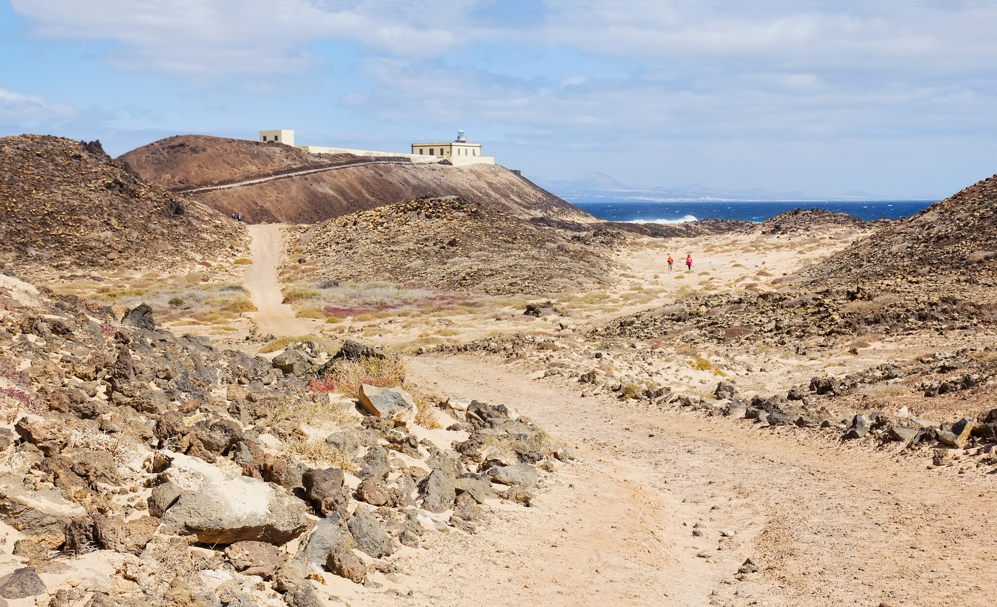 Wanderweg in Felsenlandschaft