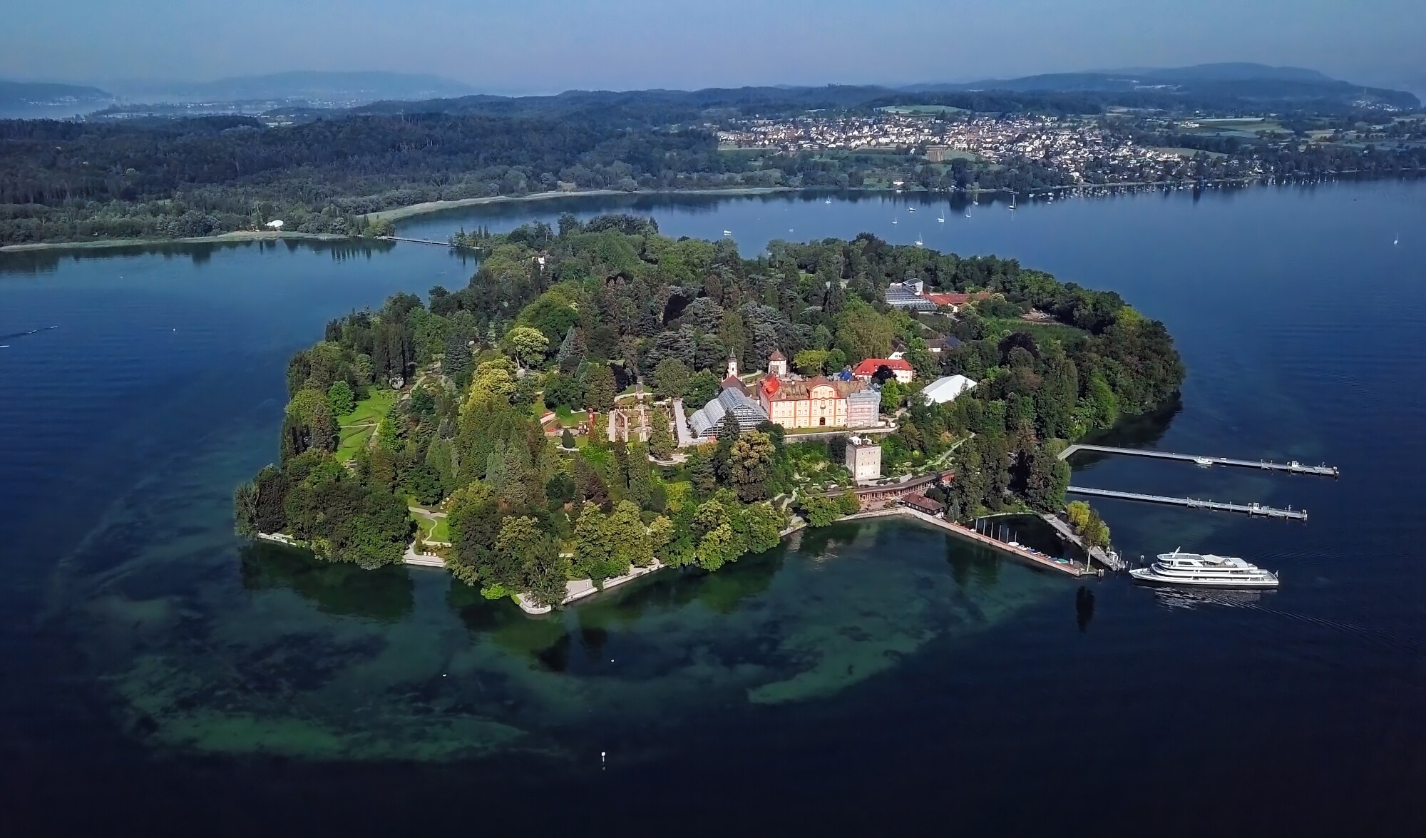 Luftaufnahme der Insel Reichenau im Bodensee