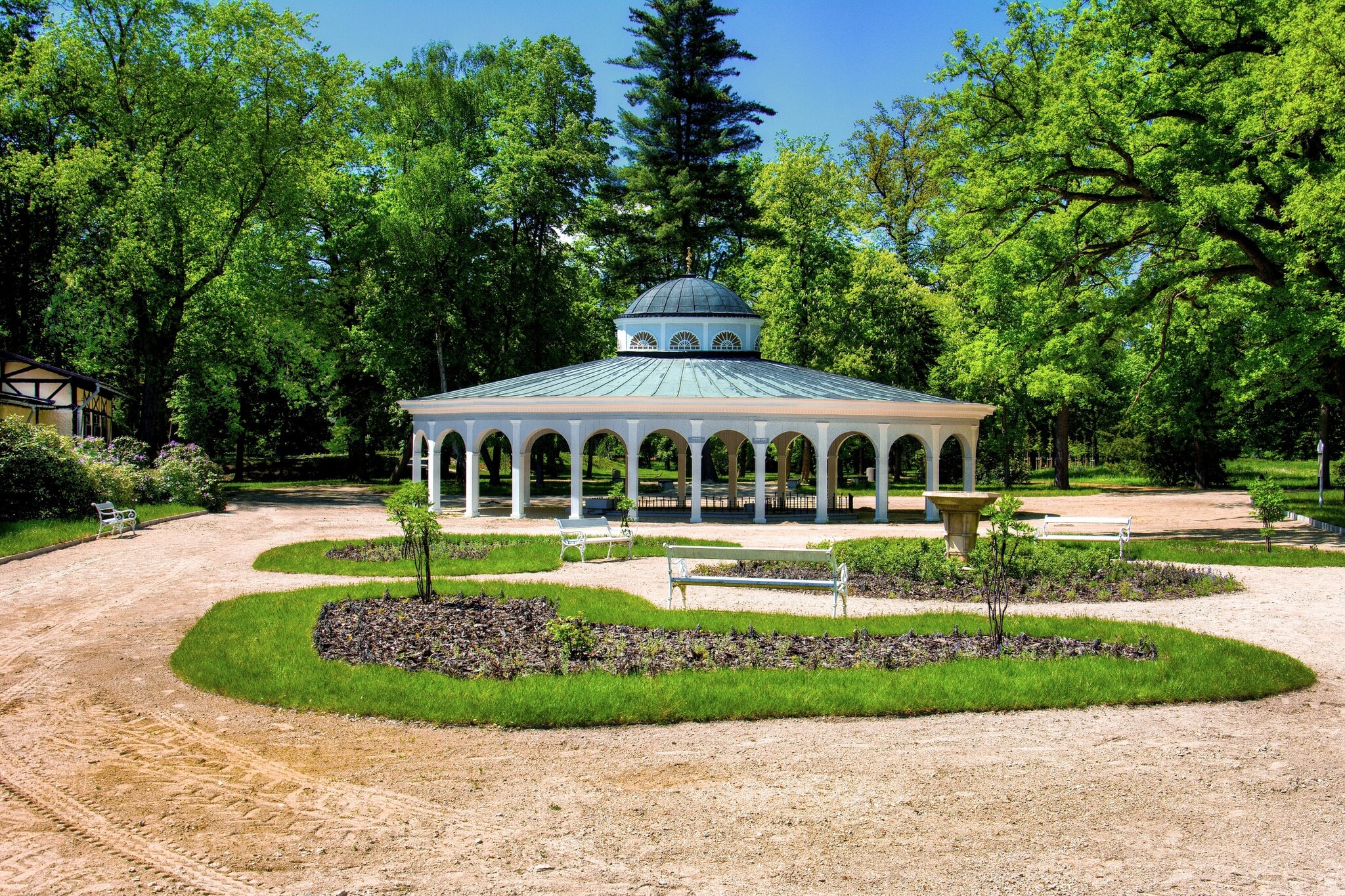 Pavillon in einem Park in Franzensbad Pavillon in einem Park in Franzensbad
