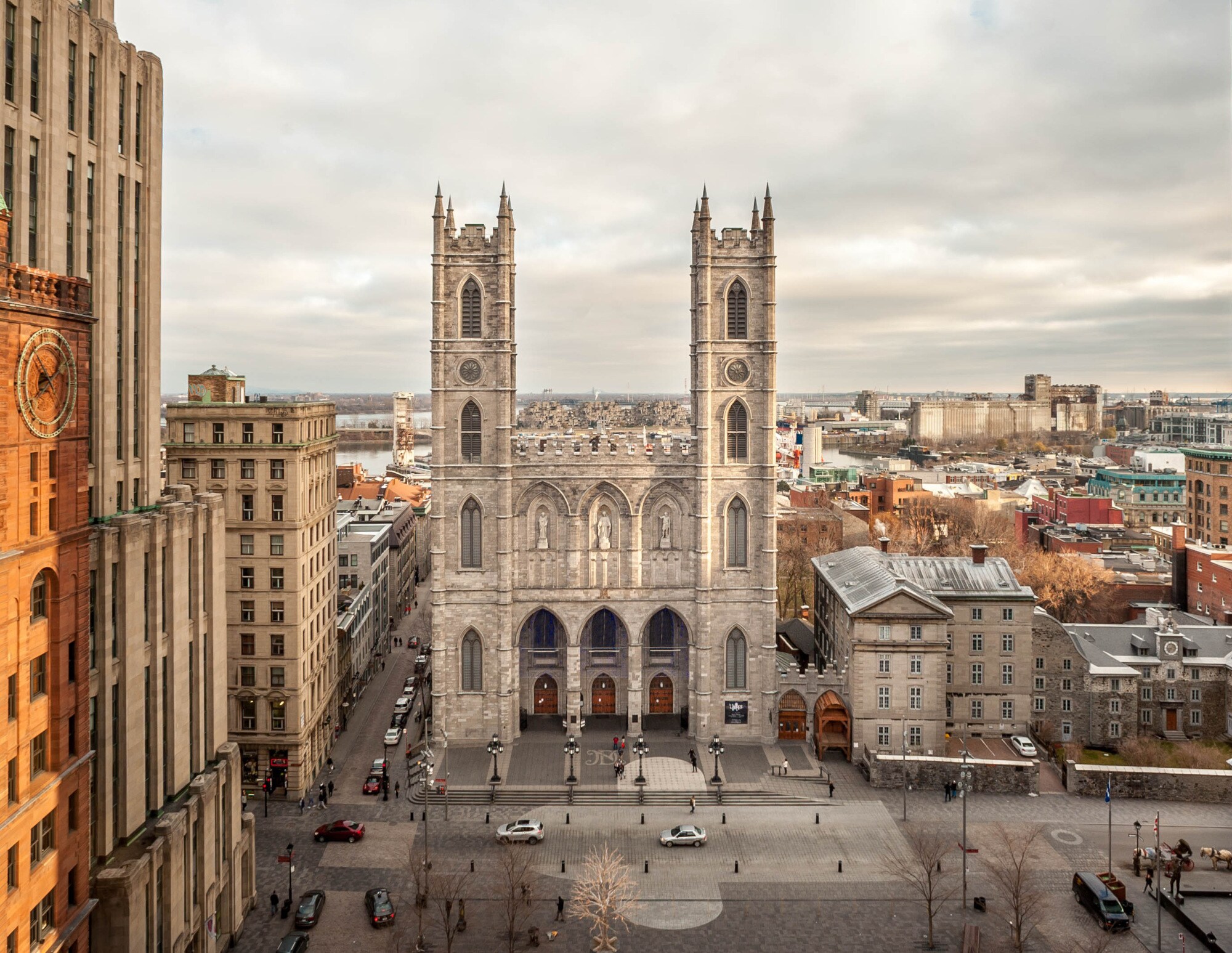 Blick auf die Kirche Notre-Dame de Montréal