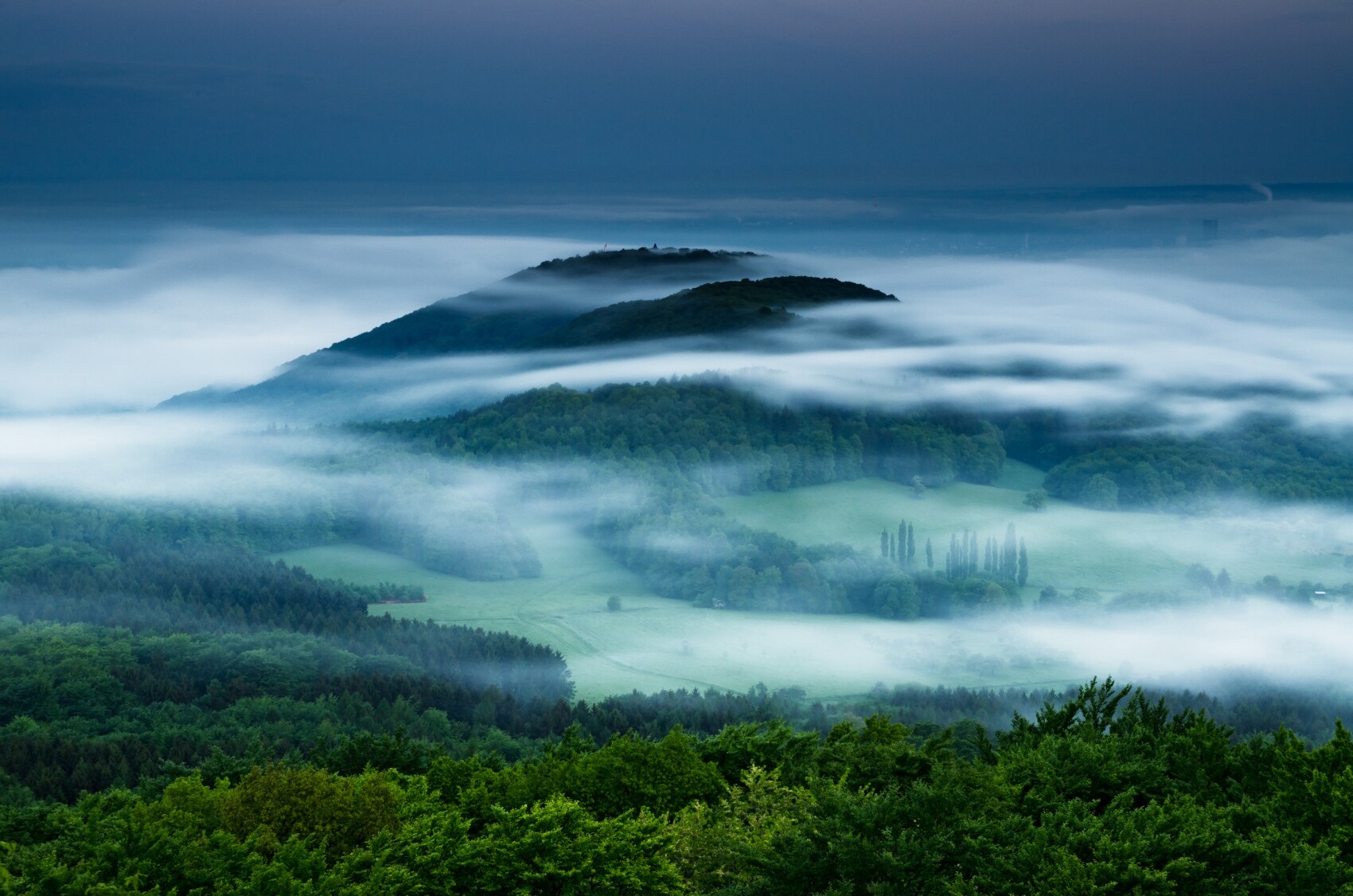 Nebelschwaden über dem Siebengebirge