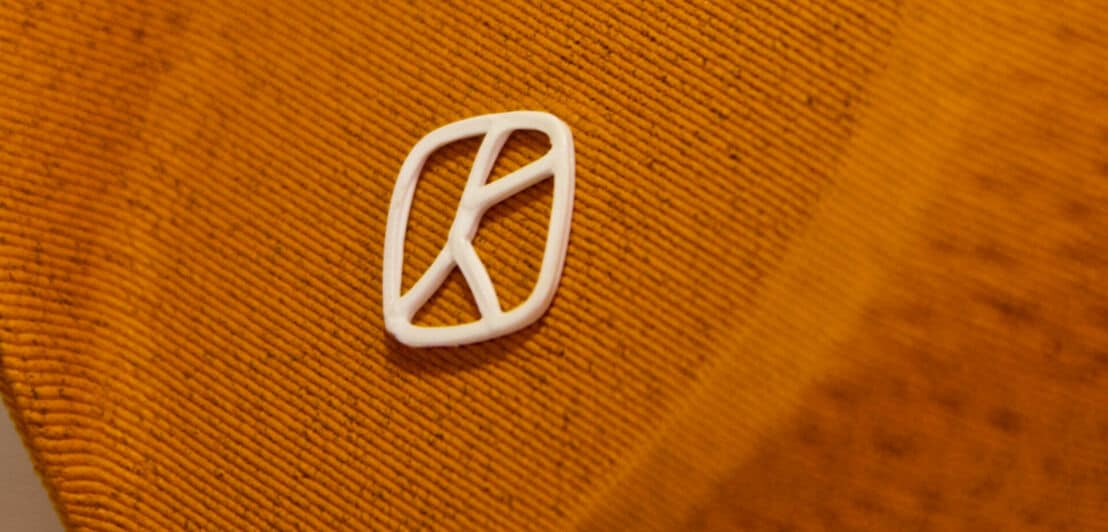 Krill Design Logo in Detailaufnahme auf dem Lampenschirm