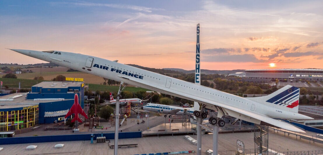 Eine Concorde als Ausstellungsstück außerhalb des Technikmuseums Sinsheim