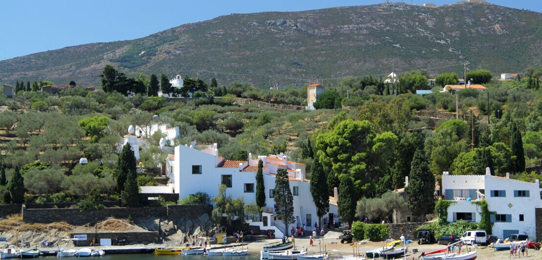 Die Bucht von Portlligat mit dem Dalí-Haus