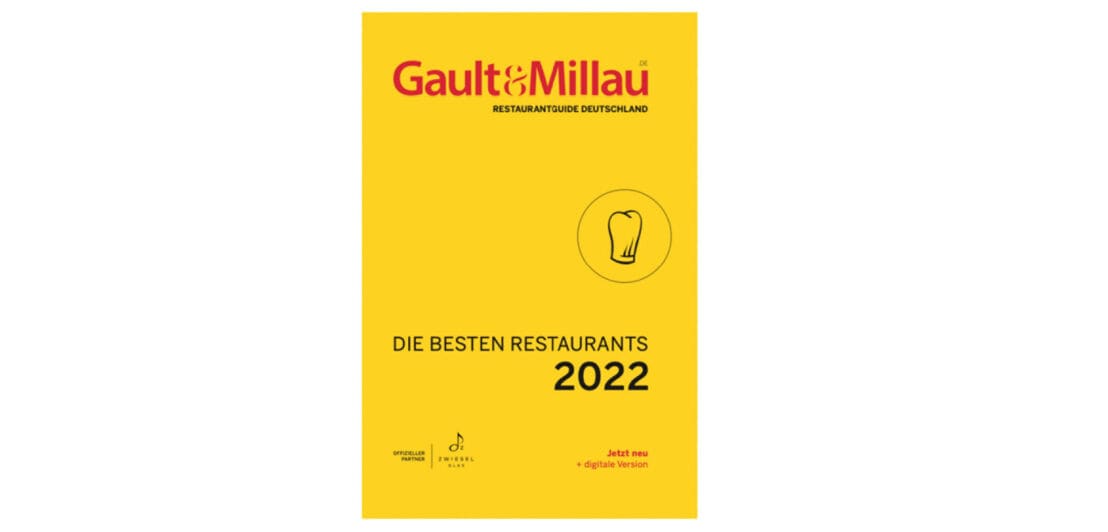 Abbildung der Covers des Gourmethefts Gault und Millau 2022