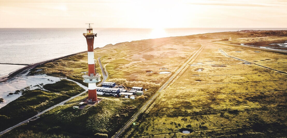 Blick auf den Leuchtturm der Ostfriesischen Insel Wangerooge