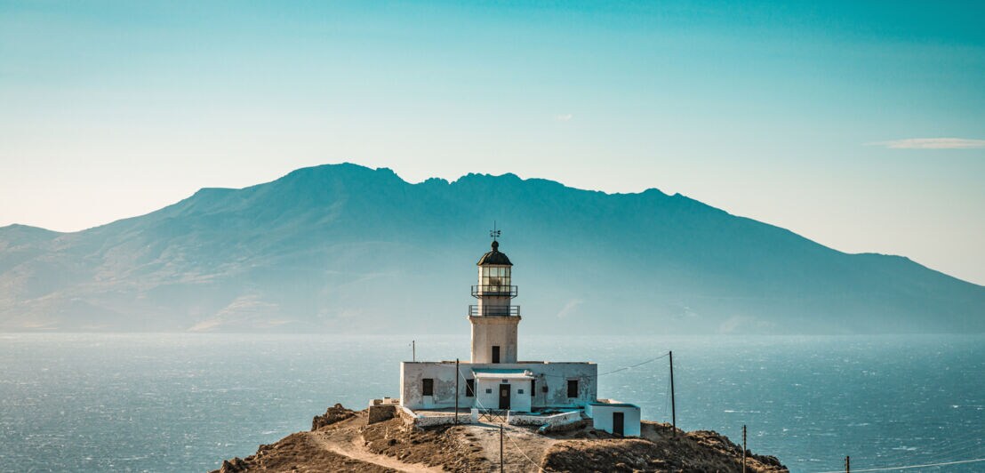 Der Armenistis Leuchtturm auf der griechischen Insel Mykonos