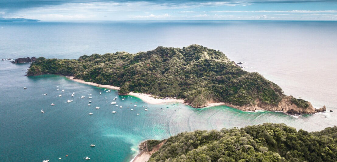 Luftaufnahme der Isla Tortuga in Costa Rica