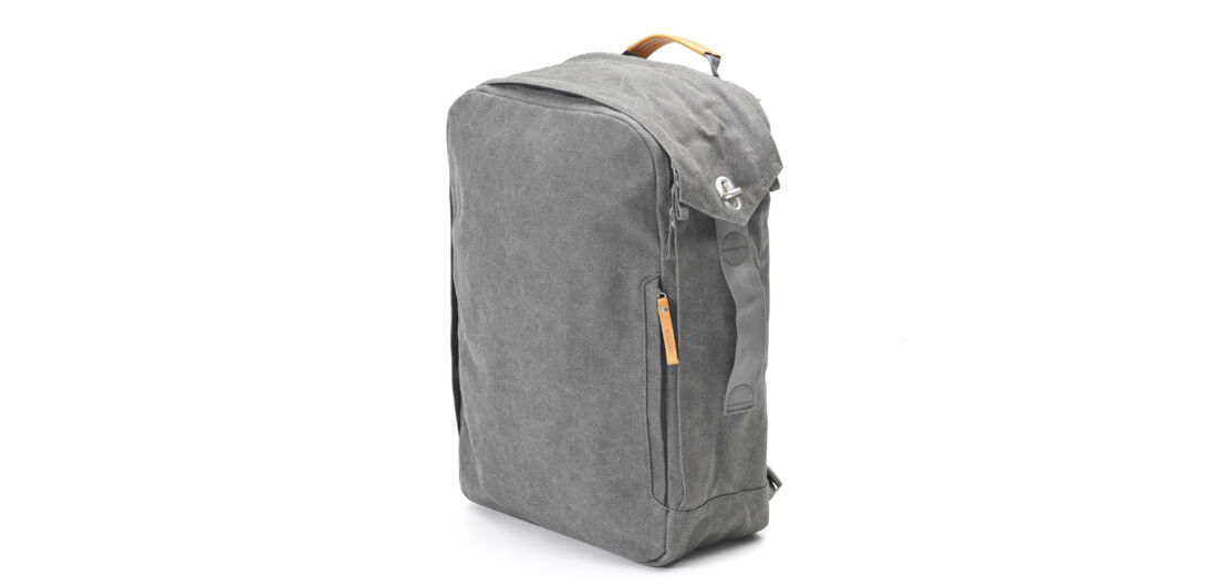 Modellbild des Rucksacks Backpack der Marke QWSTION