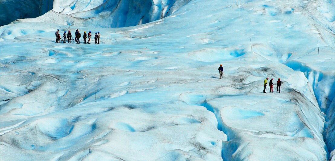 Wandergruppen auf dem Jostedalsbreen-Gletscher