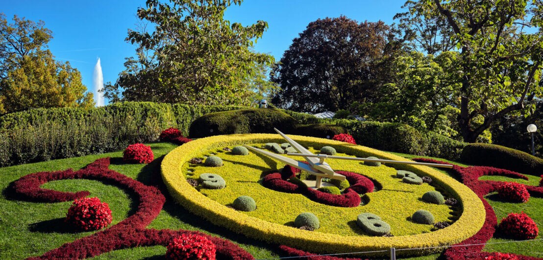 Blumenuhr im Jardin Anglais in Genf.