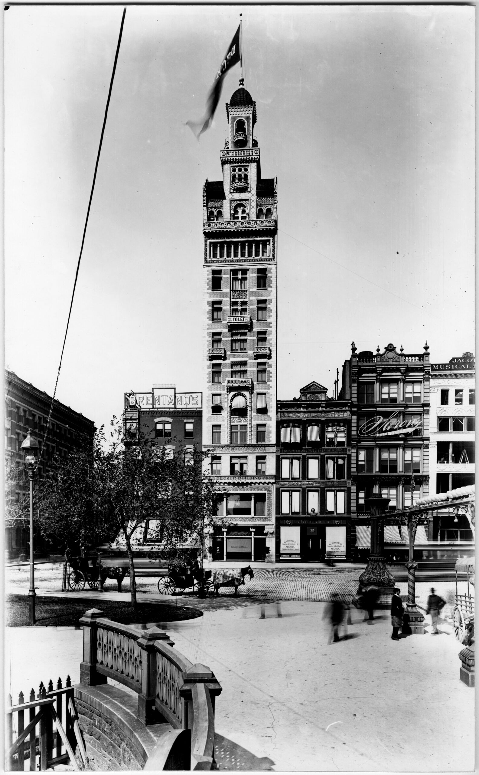 Das Decker Building im Jahr 1895
