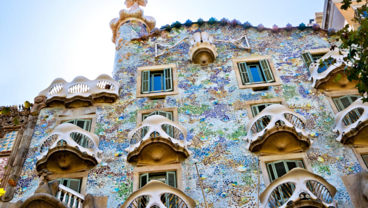 Detaillierte Frontansicht der Casa Batlló