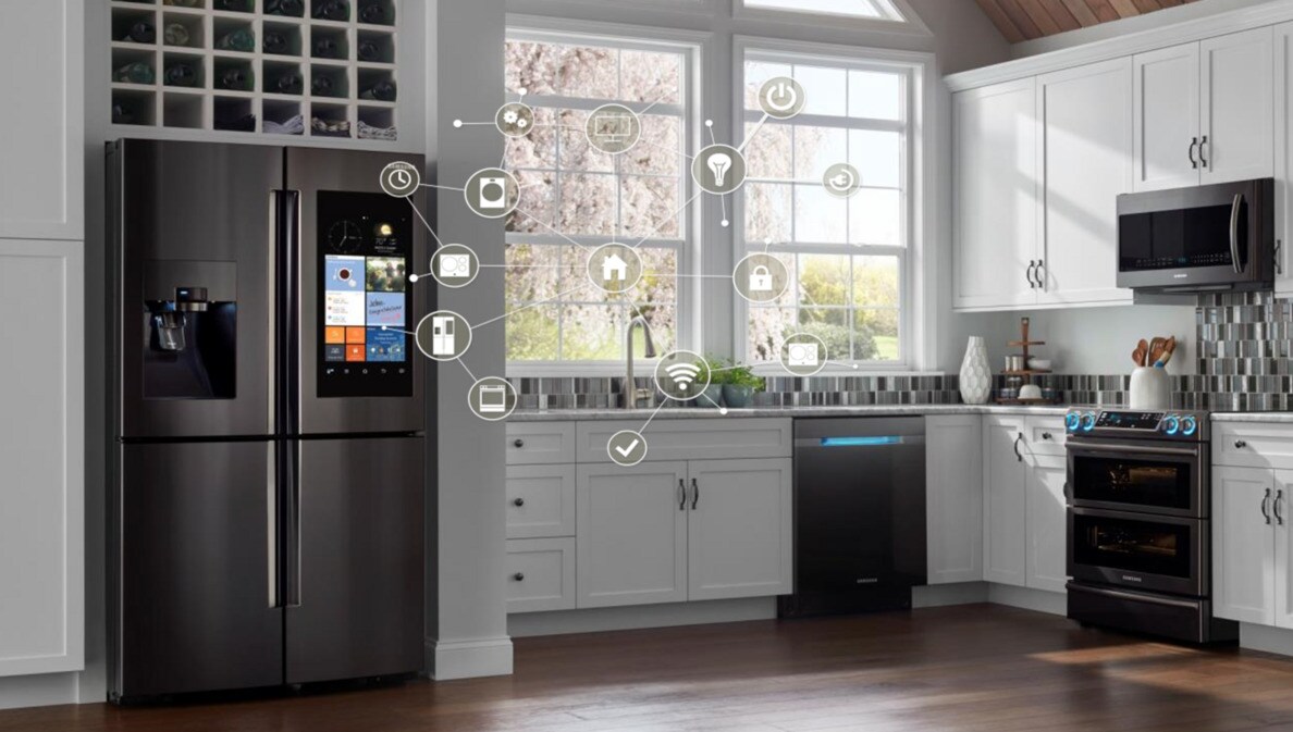 Küche mit dem smarten Kühlschrank Family-Hub-2.0