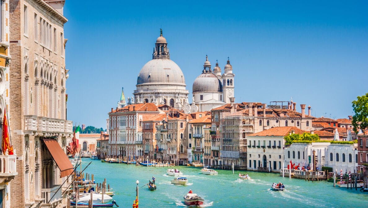 Blick auf den Canal Grande in Venedig