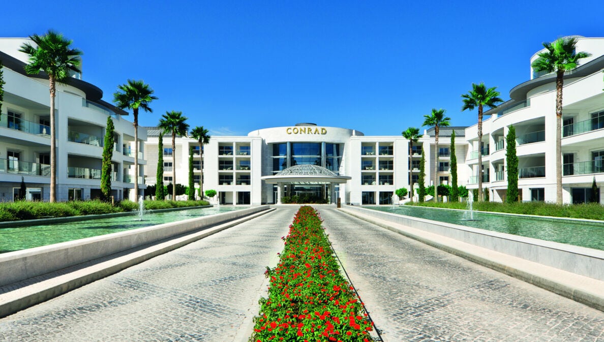 Eingang des Hotels Conrad Algarve.