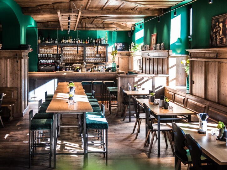 Blick in den Innenraum eines Restaurants