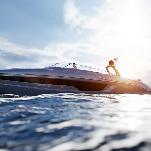 Speedboot auf dem Meer an einem sonnigen Tag