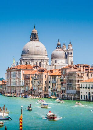 Blick auf den Canal Grande in Venedig