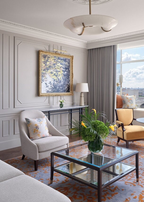 Luxuriöse Hotelsuite mit Panoramablick in London.