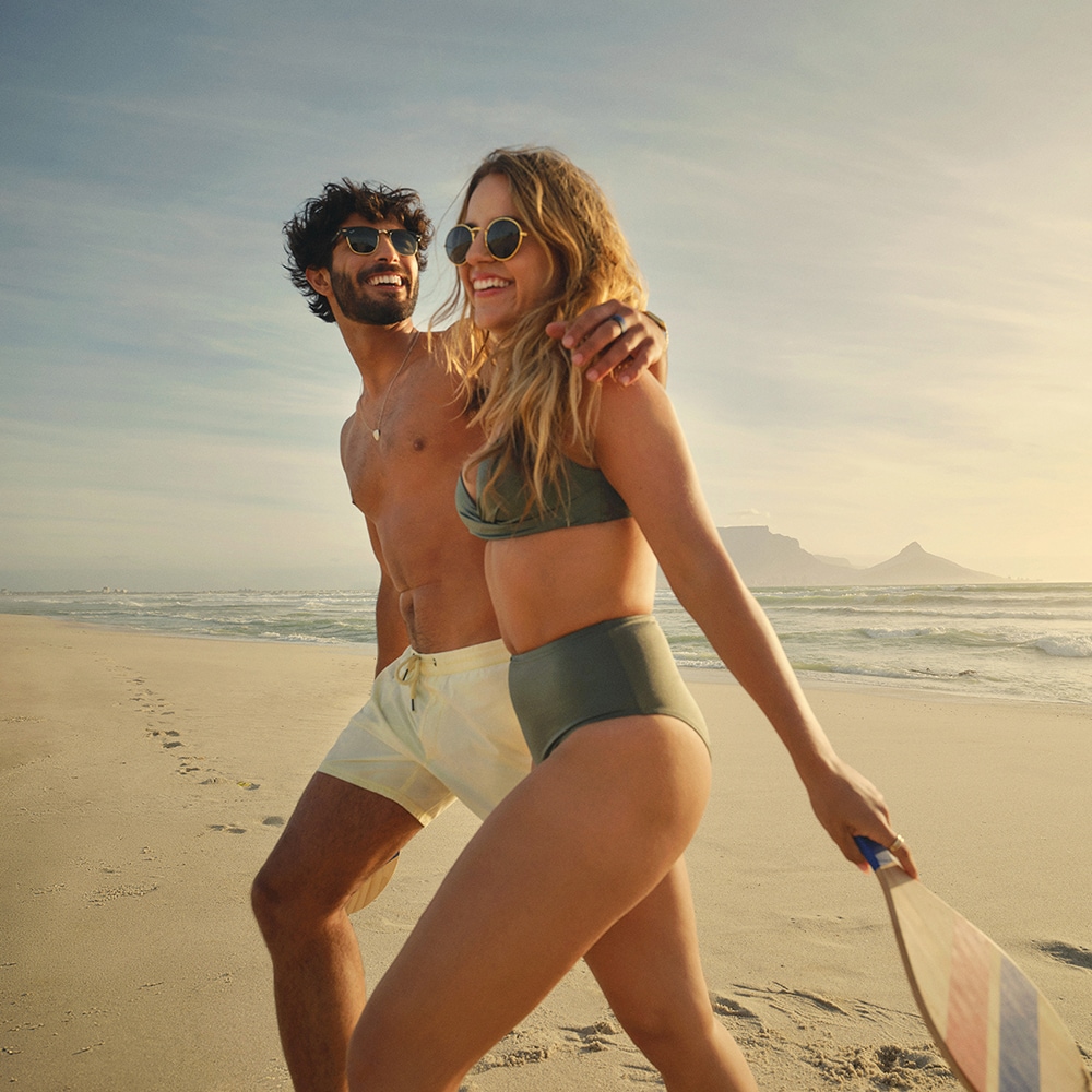 Tile-Rose-Gold-Card-Versicherungen