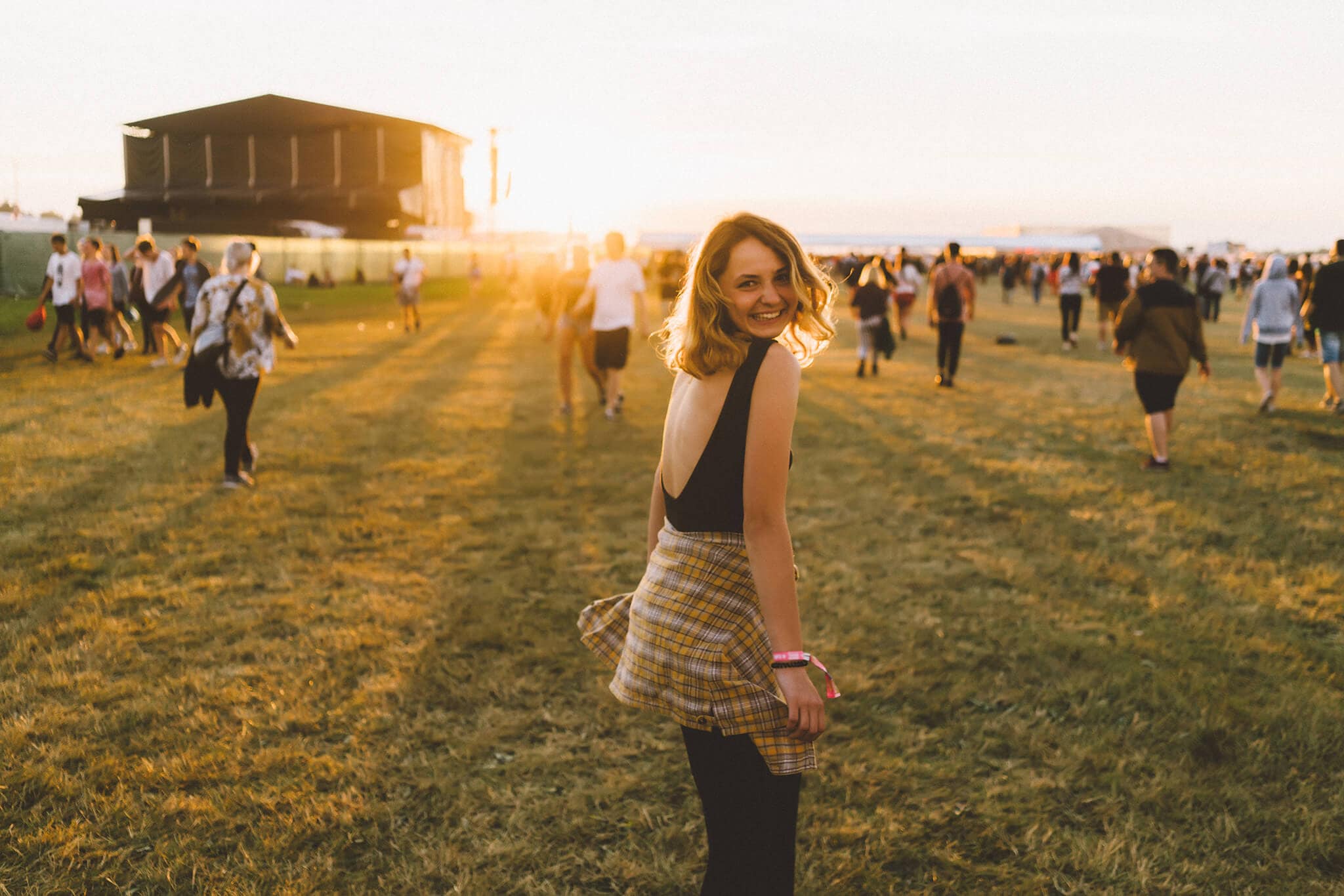 Festival guest making a peace sign at Superbloom