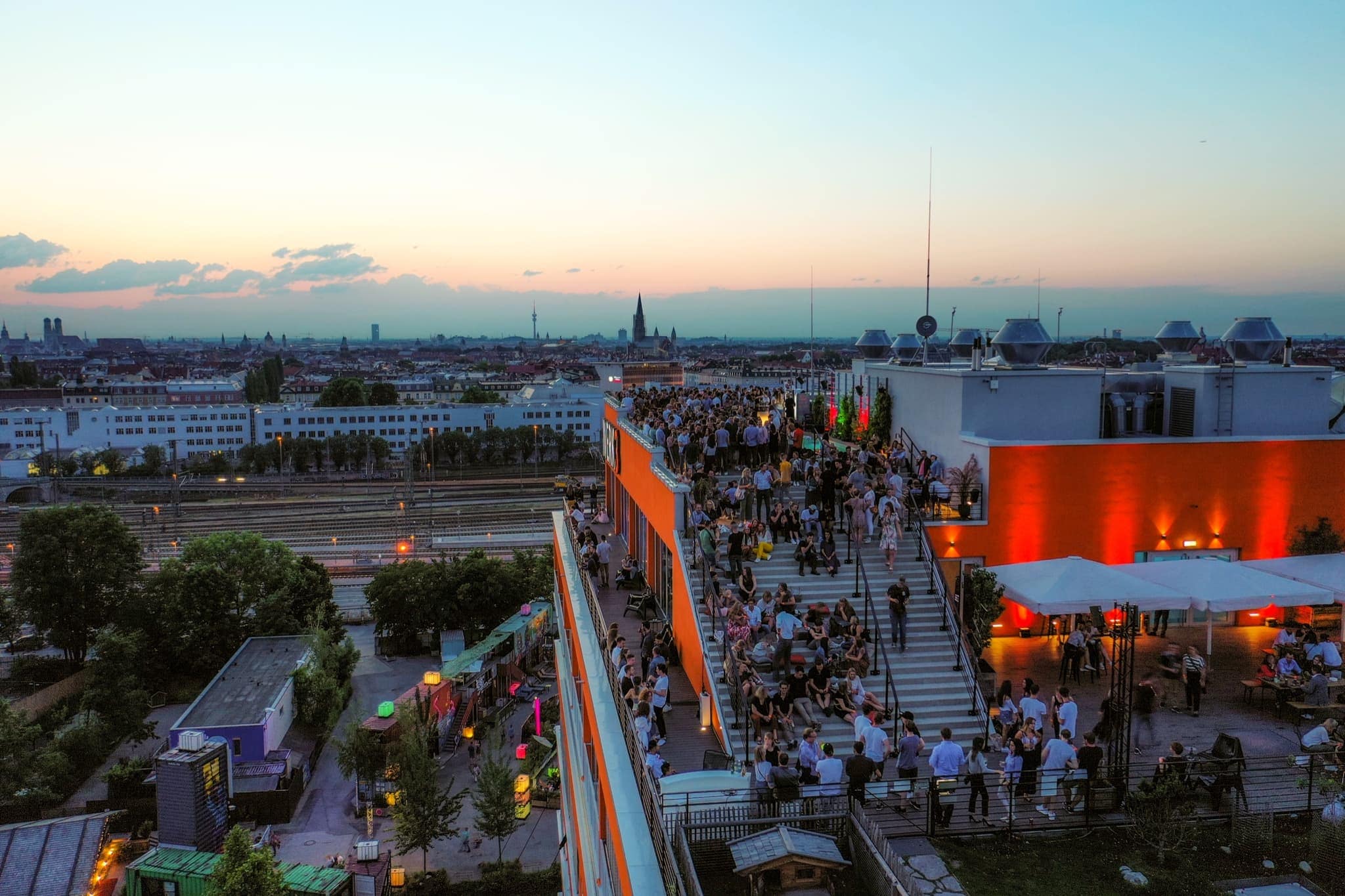 HOCH5 Munich rooftop pool at sunset