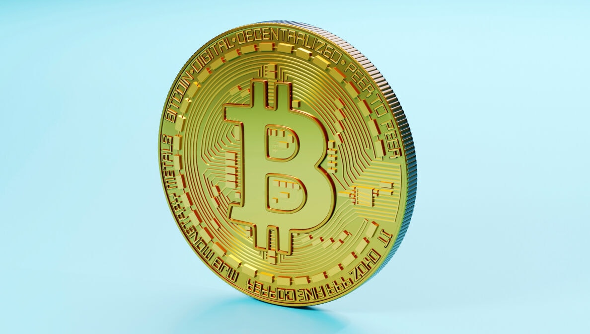 Darstellung eines Bitcoins als haptische Metallmünze
